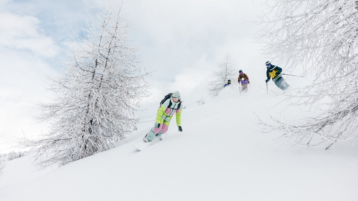 CONTENU ACTION_9_FW24 25_RESORT.jpg